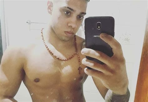 vídeo vazado gabriel monteiro|Adolescente que aparece em vídeo íntimo com。